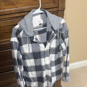 American Eagle Outfitters Men's Black and White Checkered Hooded Shirt